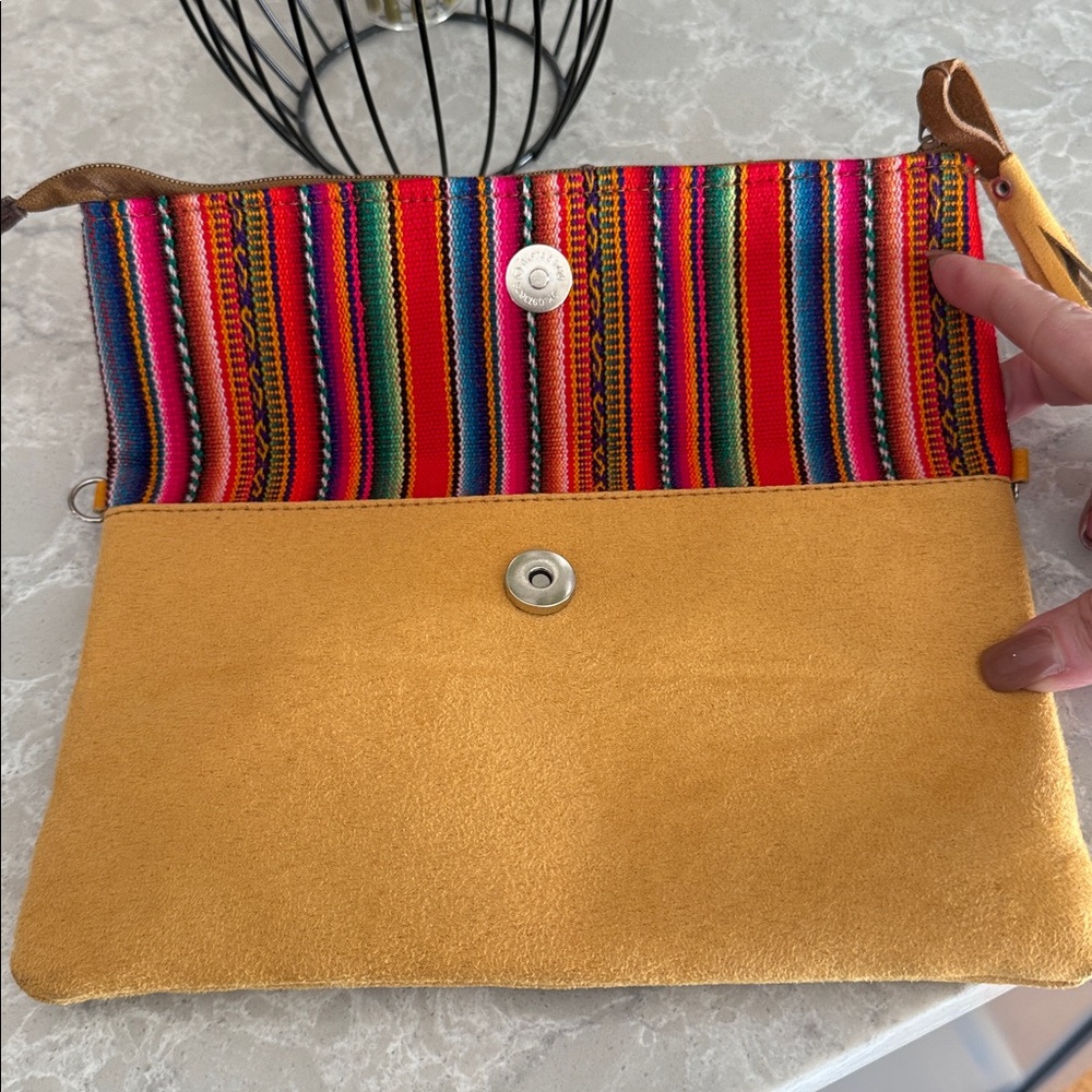 Peruvian foldover clutch bag with a colorful rainbow-striped - Picture 4 of 6